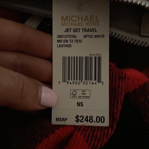 Brand new white Michael Kors shoulder bag with silver detailing - Picture 8 of 8